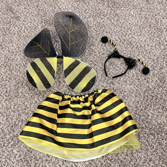 BUMBLE BEE COSTUME 🐝 - Picture 1 of 2